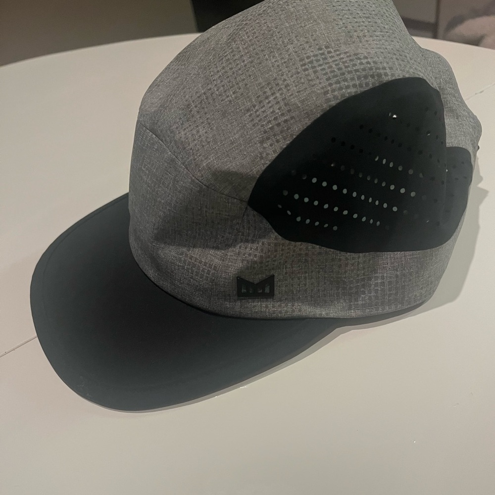 Melin Pace Running hat